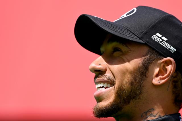 开云体育官方-赛道下的建树 小汉用个人影响力推动全世界的进步