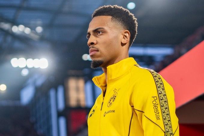 开云体育-图片报：恩梅加年薪涨至1000万欧，合同含2027年生效的解约条款